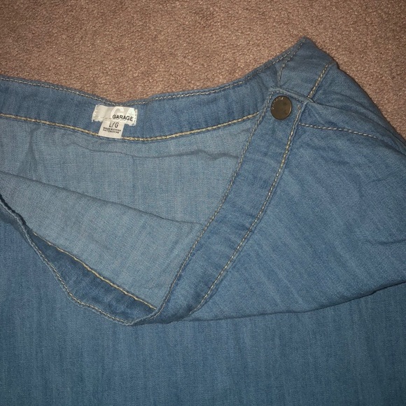 Garage Chambray Skirt 💋 - Picture 3 of 3